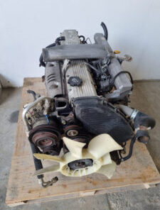 Toyota Land Cruiser Engines / Land Cruiser 80 Series 1HZ Diesel Engine for Sale