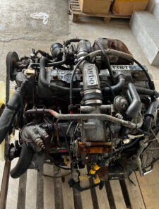 Toyota Land Cruiser Engines / Land Cruiser 13BT Diesel Engine for Sale