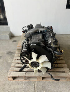 Toyota Land Cruiser Engines / Toyota 1HD-FT 80 Series Land Cruiser Diesel Engine for Sale